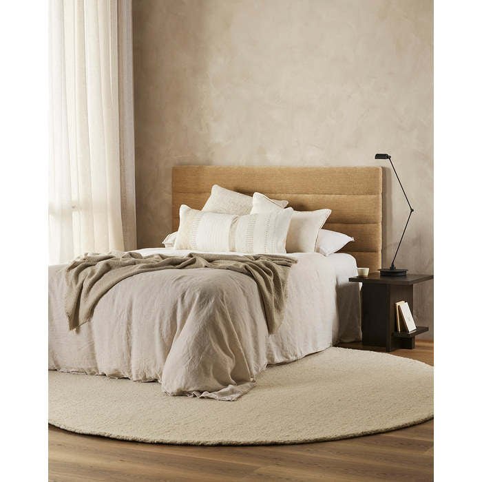 Bettie Oatmeal Cushion - Image 4