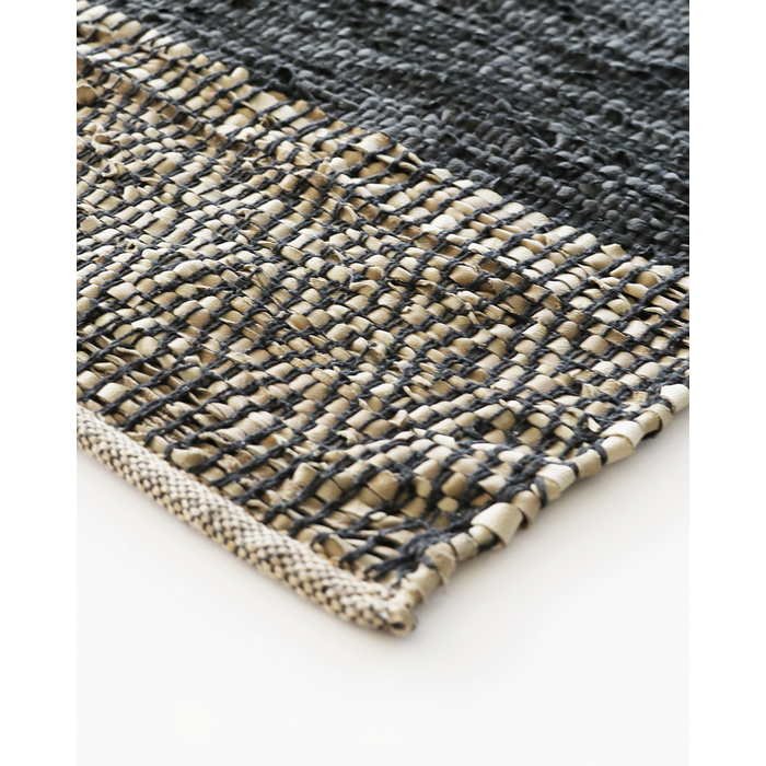 Caracas Floor Rug - Black/Saddle   (100% Leather)