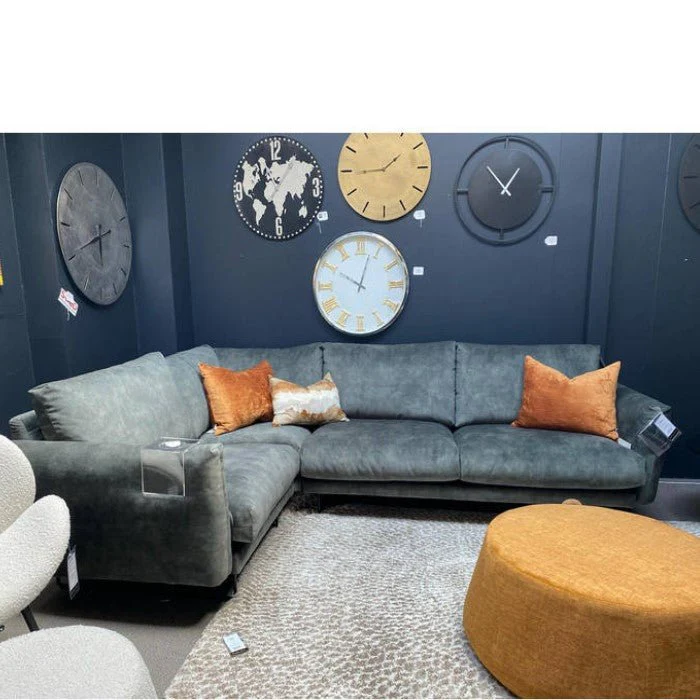 Dayton Corner Suite - Image 2