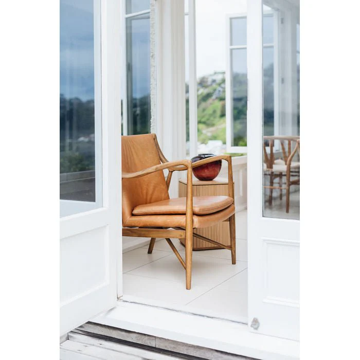 Finn Armchair Black Wax or Cognac Leather - Image 10