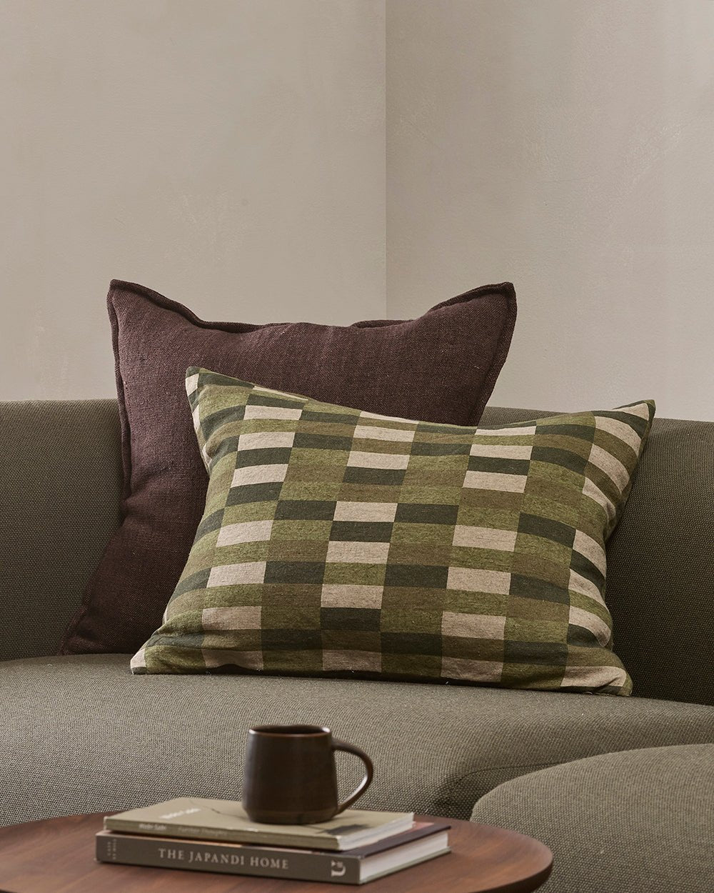 Hugo Cushion (100% Linen) - Image 3