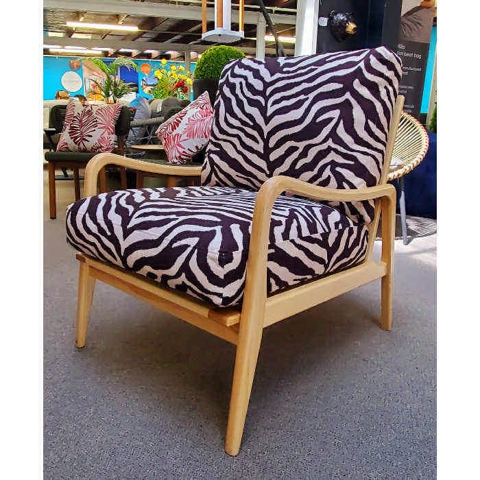 Lucca Occasional Armchair - Custom-made - Image 4