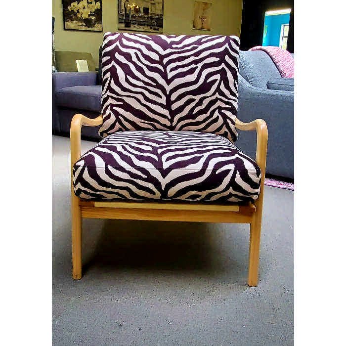 Lucca Occasional Armchair - Custom-made - Image 7