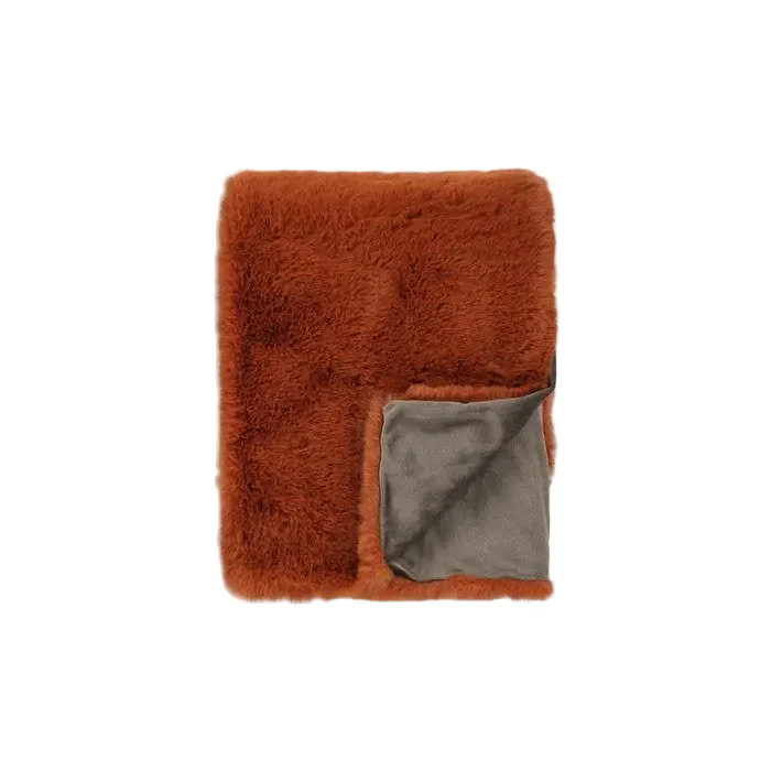 Luxe Throw (Polyester) - Image 2
