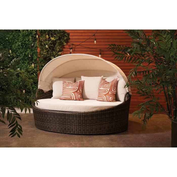 Melrose Outdoor Day Bed - Image 3