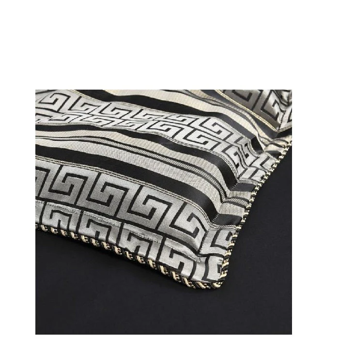 Regalia Collection Mayana Quilt Cover Set - Image 3