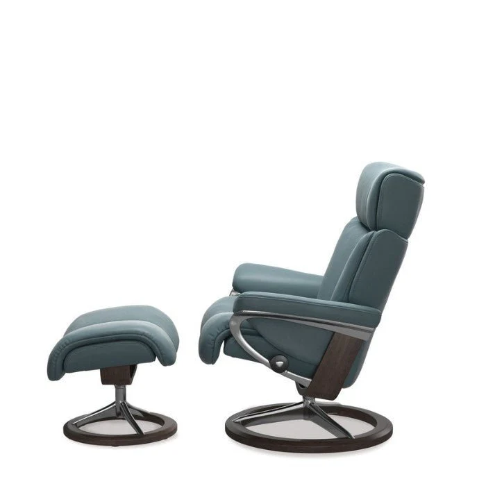 Stressless Magic Leather Recliner - Signature Base (Paloma) - Image 4